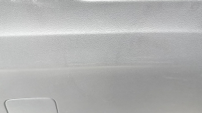 Обшивка двери багажника Subaru Forester 14-18 SJ черная, потерта, царапины