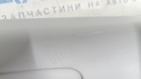 Накладка центральной стойки верхняя ремень левая Toyota Prius V 12-17 серая, царапины