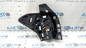 Фонарь правый Subaru Forester 17-18 SJ с проводкой, тычки