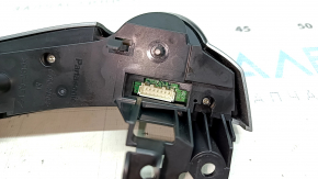 Кнопки управления на руле правые Toyota Prius V 12-14 под дистроник, тычка