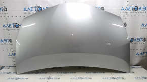 Капот голый Toyota Prius V 12-17 серебро 1F7, алюминий, царапины, песок, скол