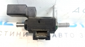 Клапан соленоид на впуске Audi A4 B8 08-16