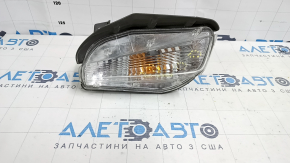 Semnalizator stanga Toyota Prius V 12-14 prerest, nisip