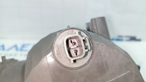 Поворотник левый Toyota Prius V 12-14 дорест, песок, царапины