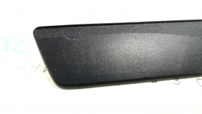 Garnitură prag spate dreapta exterioară Toyota Prius V 12-17 negru, zgârieturi