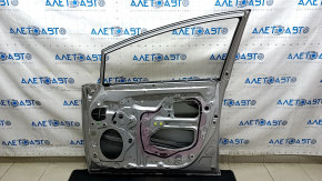 Дверь голая передняя правая Toyota Prius V 12-17 keyless, серебро 1F7, тычка, примятость