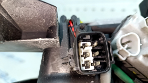 Фара передняя правая в сборе Toyota Prius V 12-14 дорест LED под полировку, царапины, тычки