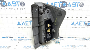 Фонарь левый Toyota Prius V 12-14 дорест, царапины, песок
