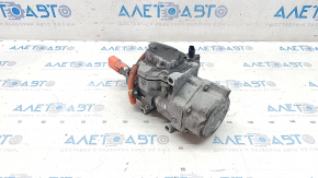 Компрессор кондиционера Toyota Prius V 12-17