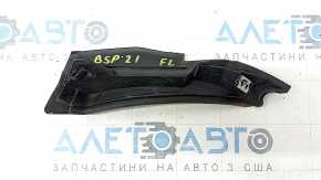 Уплотнитель решетки дворников левый Ford Bronco Sport 21-26