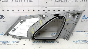 Накладка задней стойки правая Kia Niro 17-22 HEV, PHEV серая, царапины