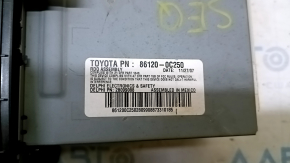 Головное устройство Toyota Sequoia 08-09 царапины