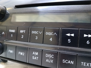 Головное устройство Toyota Sequoia 08-09 царапины