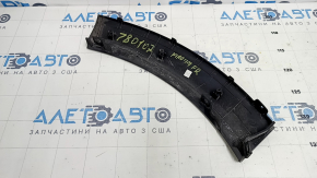Накладка арки крыла передняя правая Kia Niro 17-19 HEV, PHEV на бампере, царапина, подтерто