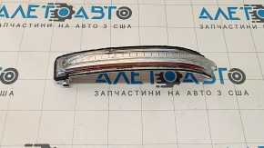 Поворотник зеркала левый Nissan Rogue 14-20