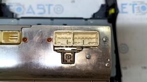 Головное устройство Toyota Camry v50 12-14 L царапины, отсутствует кнопка, сломано крепление