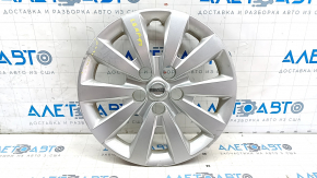 Колпак колесный R16 Nissan Leaf 13-17 облезла краска, царапины