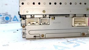 Головное устройство Toyota Prius 20 04-05 JBL царапины