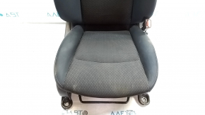 Пассажирское сидение Nissan Leaf 13-17 без airbag, подогрев, ткань черное, механическое