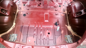 Tava portbagaj Nissan Leaf 13-17 pe caroserie