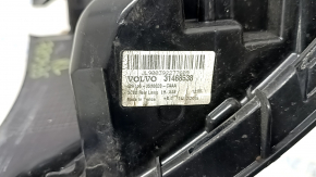 Фонарь внешний крыло левый Volvo XC90 16-26 LED, светлый, царапины, микротрещины в стекле