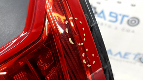 Фонарь внешний крыло левый Volvo XC90 16-26 LED, светлый, царапины, микротрещины в стекле