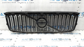 Решетка радиатора grill со значком Volvo XC90 16-19 черная, обрамление хром, без камеры, песок