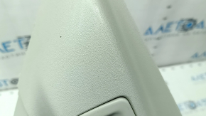 Накладка задней стойки правая задняя нижняя Volvo XC90 16-26 под ремень серая, 2 части, царапины, под чистку