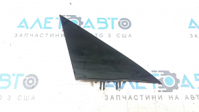 Накладка зеркала треугольник наружняя передняя правая Tesla Model 3 18- сломано крепление