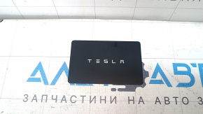 Ключ Tesla Model 3 18- KEYCARD царапины