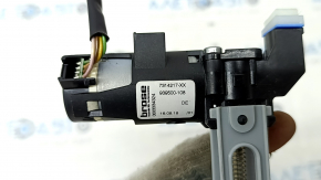 Мотор регулировки подушки коленной подпорки пассажирского сиденья BMW X5 G05 19-22 сломано крепление