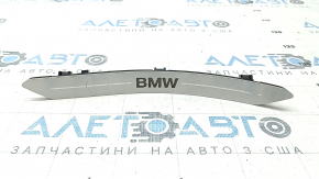 Insertie prag spate stanga BMW X5 G05 19-23 crom BMW, cu iluminare din spate, zgarieturi, oxidat