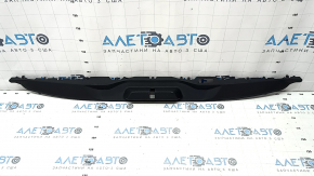 Накладка замка двери багажника верхнего BMW X5 G05 19-26 черная, царапины