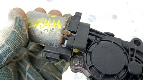 Моторчик регулировки подъема водительского сиденья Toyota Highlander 14-19 контакт с водой