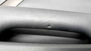 Garnitura portiera spate stanga Toyota Highlander 17-19 negru, inserare rosu inchis, mulaj gri, cu perdea, zgarieturi
