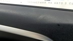 Garnitura portiere fata stanga Toyota Highlander 17-19 negru, inserare rosu inchis, mulaj gri, zgarieturi