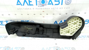 Накладка боковая пасажирского сидения правая Toyota Avalon 13-18 черная
