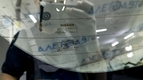 Дверь багажника голая со стеклом Nissan Rogue 14-20 тонировка, черный G41, со стоп сигналом, обрезана проводка, царапины настекле