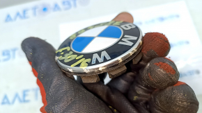 Центральный колпачок на диск BMW 3 F30 12-18 68/64мм тип 1, короткие защелки, коррозия