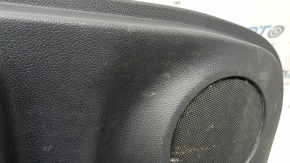 Cartela de ornamente usi spate stanga Nissan Rogue 17-20 negru cu insertie neagra din plastic, cotiera piele neagra, turnare grafit, cu maner, zgarieturi, pentru curatare