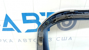 Накладка капота правая BMW i3 14-21 хром, сломана направляйка, песок