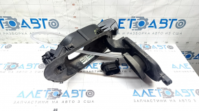 Корпус порта зарядки Volkswagen ID.4 23-26 с замком, сломаны крепления