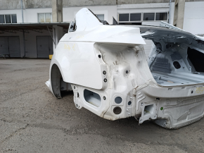 Четверть крыло задняя левая Audi A4 B9 17-19 на кузове, белая