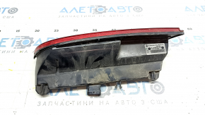 Фонарь заднего бампера правый BMW i3 14-21 царапины