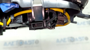 Плафон освещения передний в сборе Audi A4 B9 17-19 серый, под люк, царапина