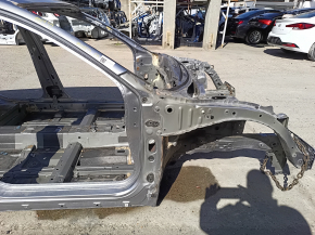 Четверть передняя правая Honda Insight 19-22 на кузове, серебро