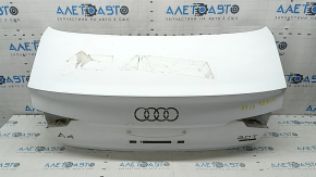 Крышка багажника Audi A4 B9 17-19 белый LY9C, тычки