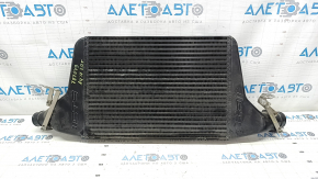 Интеркулер Audi A4 B9 17-20 2.0T CTS, с креплениями, примят