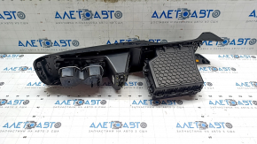 Накладка центральной консоли подстаканник Volkswagen ID.4 23-26 черный глянец, царапины