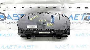 Щиток приборов VW Tiguan 15-17 87к, царапины